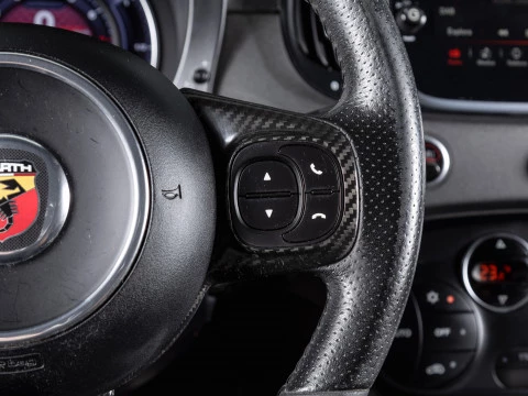 Abarth 500 595 Competizione 1.4 16v T-Jet 132kW E6