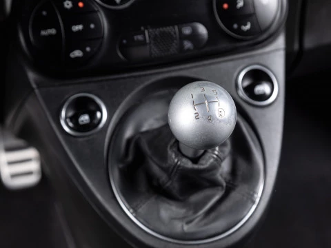 Abarth 500 595 Competizione 1.4 16v T-Jet 132kW E6