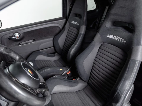 Abarth 500 595 Competizione 1.4 16v T-Jet 132kW E6