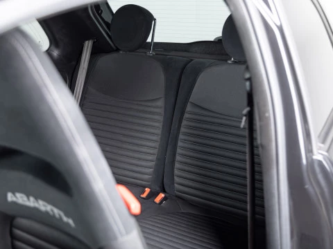 Abarth 500 595 Competizione 1.4 16v T-Jet 132kW E6