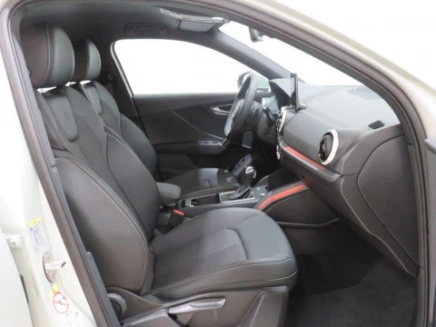 Audi Q2 S line 30 TFSI 85 kW (116 CV)