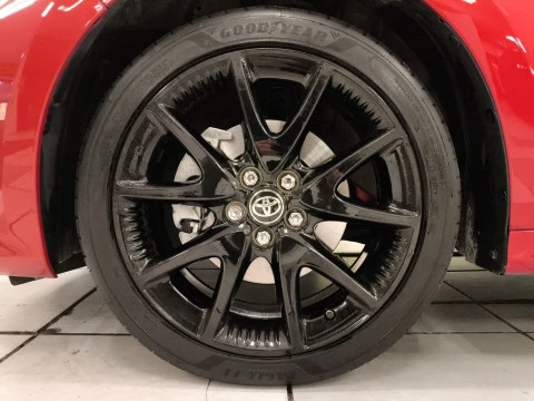 Toyota Yaris 1.5 120H Style Plus 85 kW (116 CV)