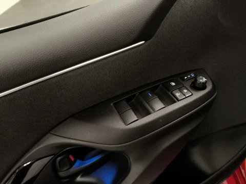 Toyota Yaris 1.5 120H Style Plus 85 kW (116 CV)