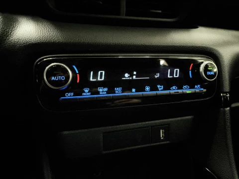 Toyota Yaris 1.5 120H Style Plus 85 kW (116 CV)