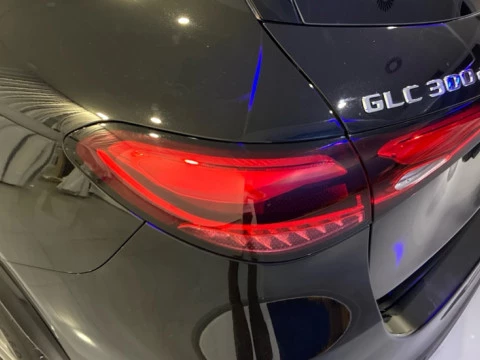 Mercedes-Benz GLC  SUV 300 de 4MATIC