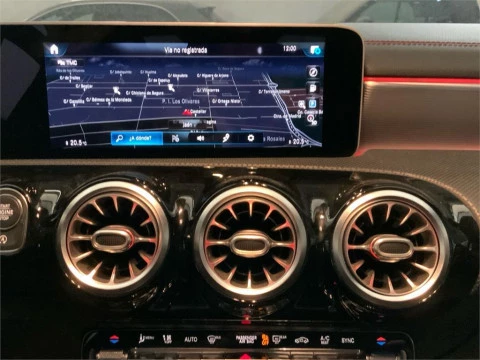 Mercedes-Benz CLA 200 D DCT