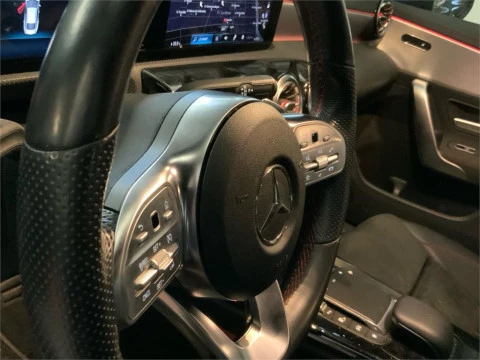 Mercedes-Benz CLA 200 D DCT