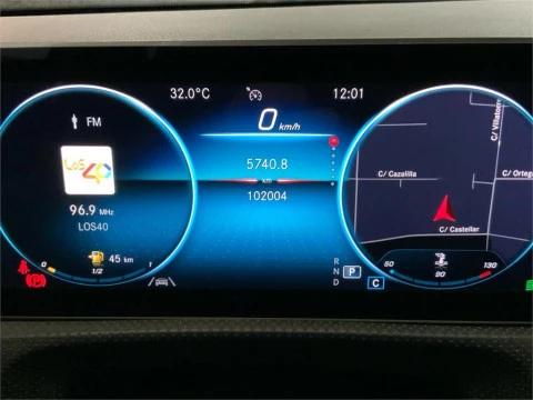 Mercedes-Benz CLA 200 D DCT