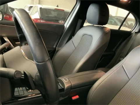 Mercedes-Benz Clase A 250 e