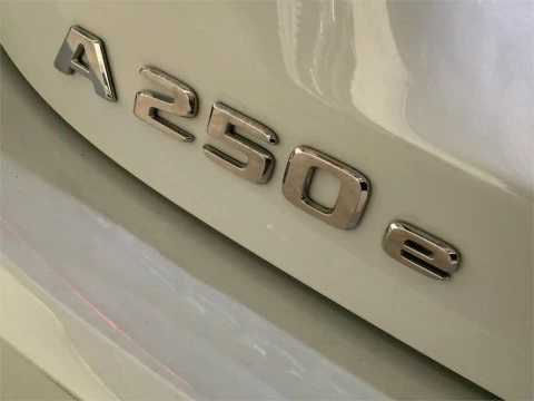 Mercedes-Benz Clase A 250 e