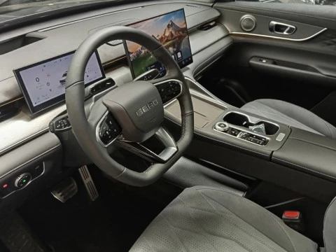 EBRO S800 1.6 TGDI Luxury 7 DCT