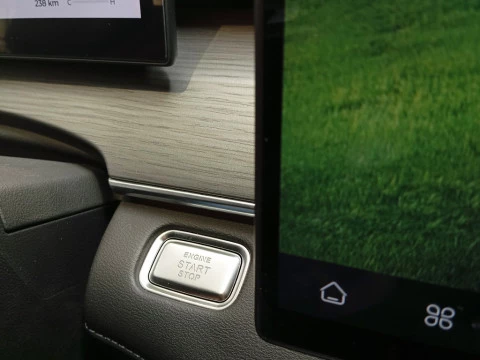 EBRO S800 1.6 TGDI Luxury 7 DCT