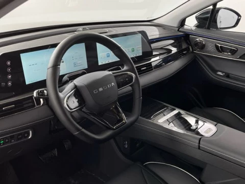 Omoda 5 EV EV 61 kWh Premium