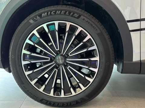 Omoda 9 SHS Premium 1.5 TGDI 35kW AWD