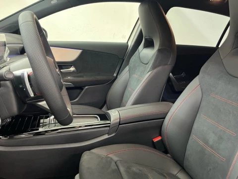 Mercedes-Benz Clase A 250 e con tecnología híbrida EQ