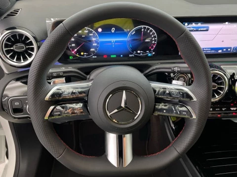 Mercedes-Benz Clase A 250 e con tecnología híbrida EQ
