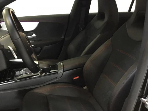 Mercedes-Benz CLA 200 D DCT Shooting Brake