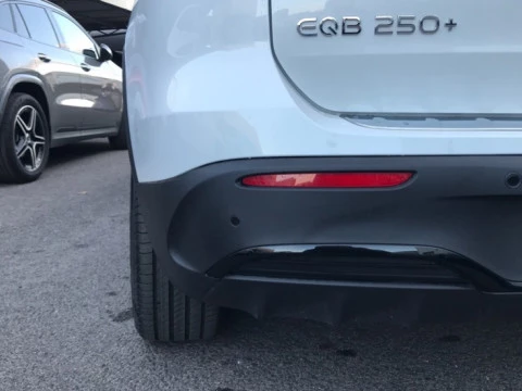 Mercedes-Benz EQB  250+