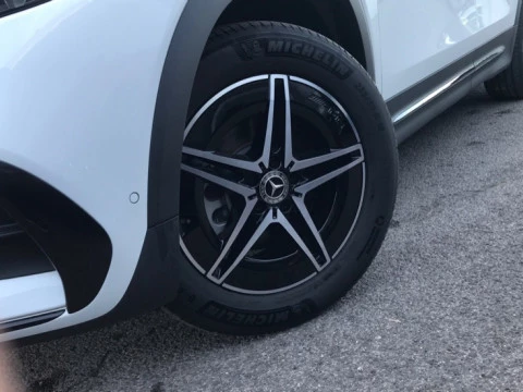 Mercedes-Benz EQB  250+