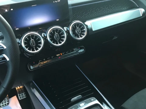 Mercedes-Benz EQB  250+