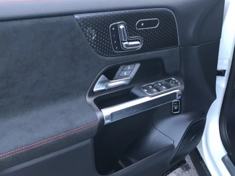 Mercedes-Benz EQB  250+