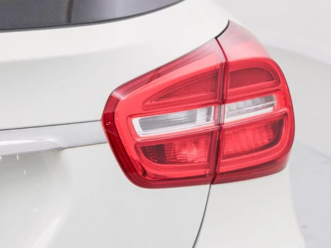 Mercedes-Benz Clase GLA GLA 200 D AUT.