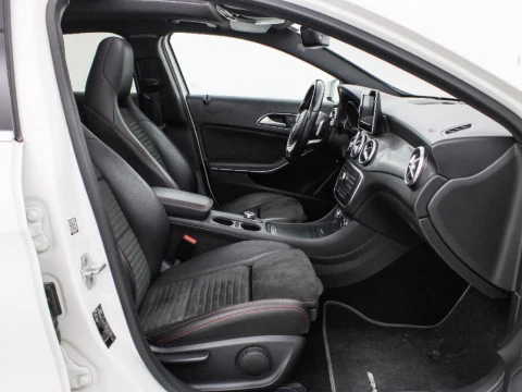 Mercedes-Benz Clase GLA GLA 200 D AUT.