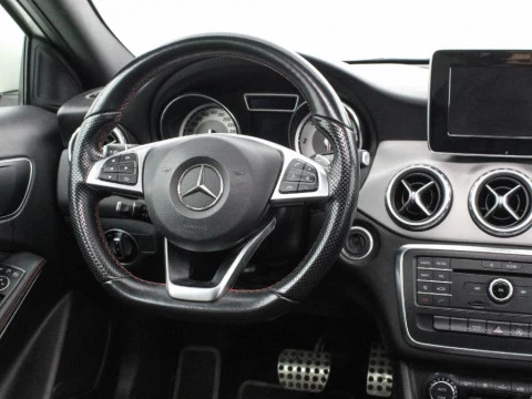 Mercedes-Benz Clase GLA GLA 200 D AUT.