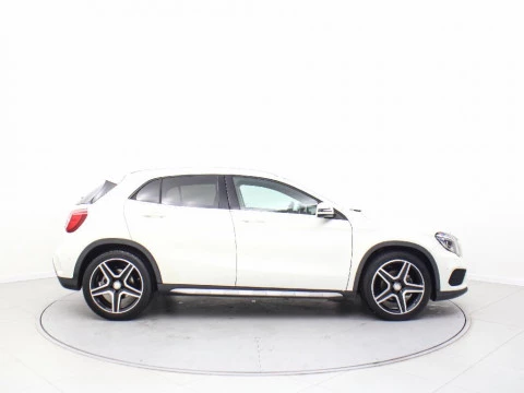 Mercedes-Benz Clase GLA GLA 200 D AUT.