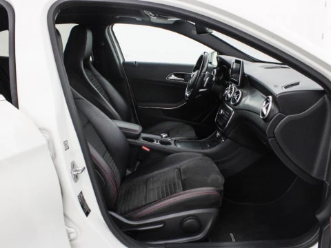 Mercedes-Benz Clase GLA GLA 200 D AUT.