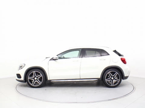 Mercedes-Benz Clase GLA GLA 200 D AUT.
