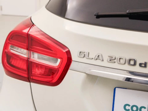 Mercedes-Benz Clase GLA GLA 200 D AUT.