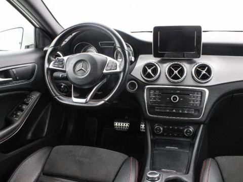 Mercedes-Benz Clase GLA GLA 200 D AUT.