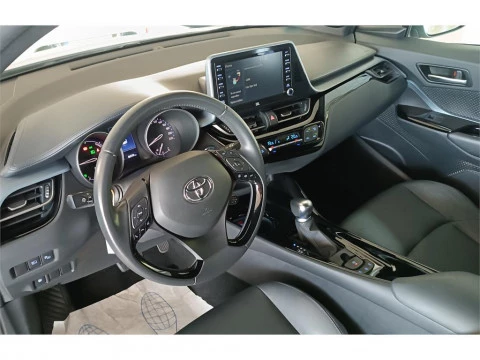 Toyota C-HR 5P Advance 180H e-CVT