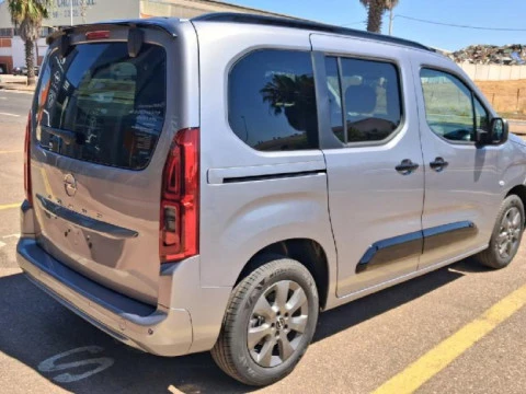 Opel Combo 1.5 GS BHDI 130CV AT8