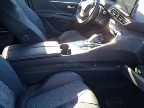 Peugeot 3008 Hybrid 225 e-EAT8 Allure Pack