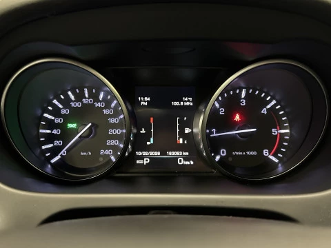 Land Rover Discovery Sport 2.0L TD4 HSE 4x4 132 kW (180 CV)