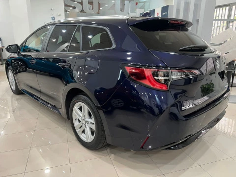 Suzuki Swace 1.8 GLE Hybrid