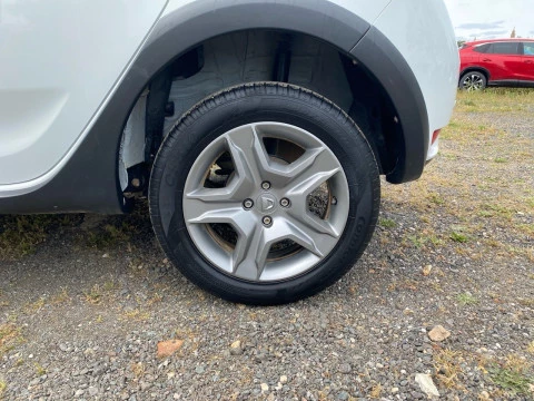 Dacia Sandero Stepway Comfort TCE 66kW (90CV) - 18