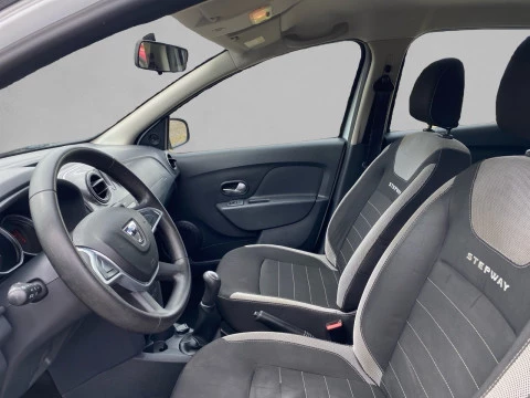 Dacia Sandero Stepway Comfort TCE 66kW (90CV) - 18
