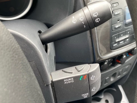 Dacia Sandero Stepway Comfort TCE 66kW (90CV) - 18