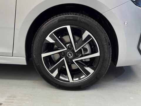 Opel Corsa GS 1.2T XHL MT6 S/S 100 CV (74kW)