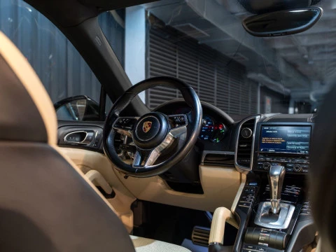 Porsche Cayenne S E-hybrid