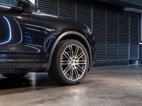Porsche Cayenne S E-hybrid