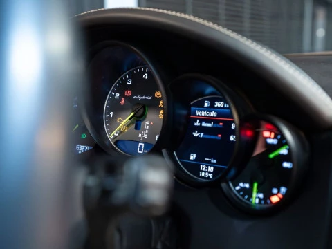 Porsche Cayenne S E-hybrid