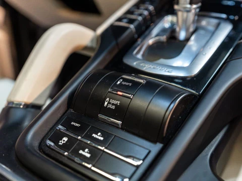 Porsche Cayenne S E-hybrid