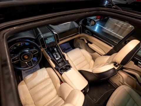 Porsche Cayenne S E-hybrid