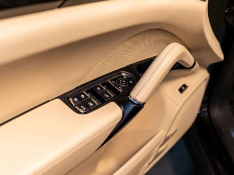 Porsche Cayenne S E-hybrid