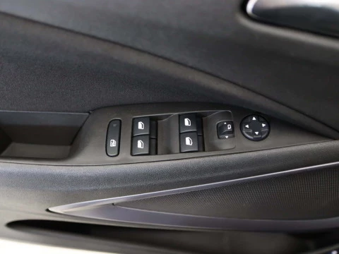 Opel CROSSLAND 1.2 81KW EDITION 5P