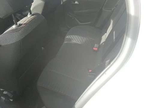 Peugeot 208 BlueHDi 73kW (100CV) Active